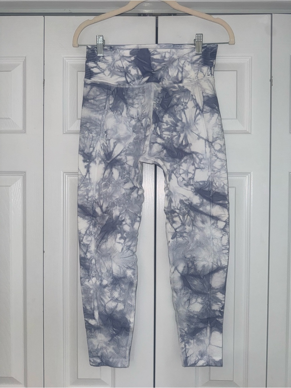Aerie Offline Seamless High-Waisted Tie-Dye Gray Active Leggings